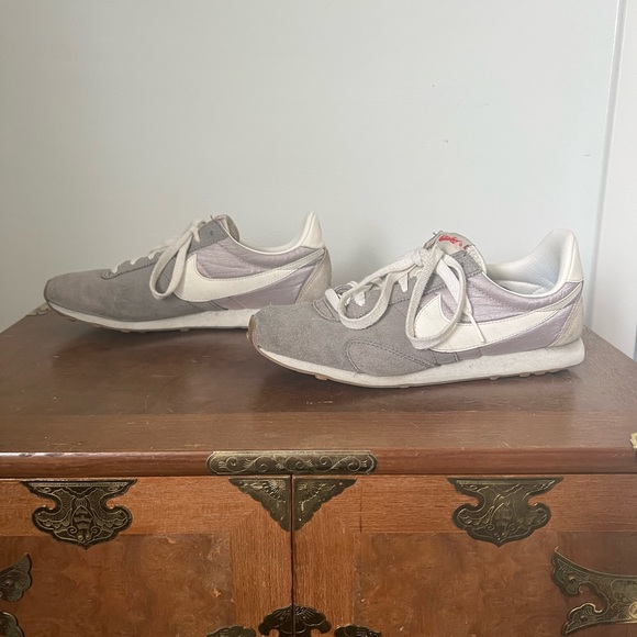 Nike Day Break Pre Montreal Retro Grey Suede Sneakers size 8.5 - Picture 2 of 9